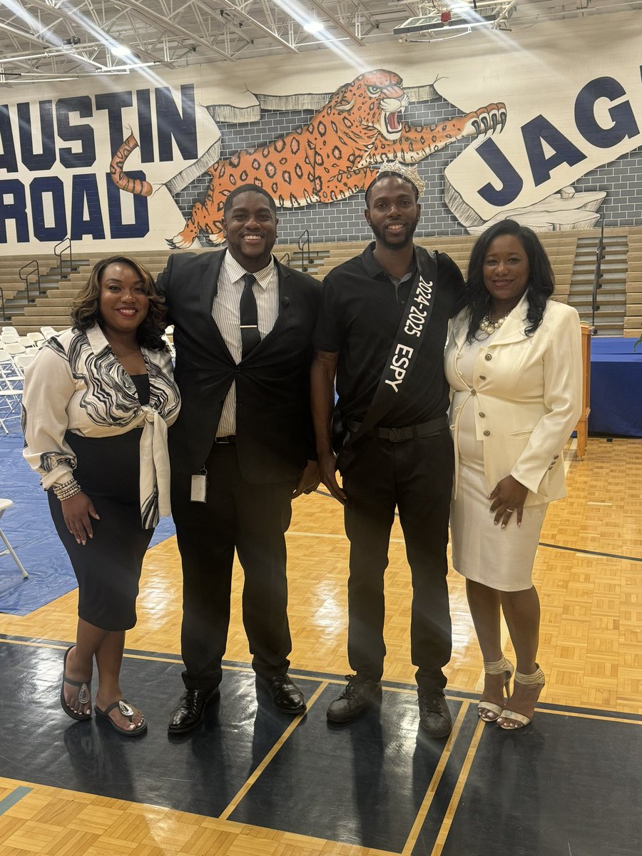 ARMSJaguars_HCS (@armsjags) on Twitter photo Congratulations to our 2024-2025 Educational Support Personnel of the Year (ESPY) Recipient Mr. Devie Freeman. Coach Freeman, thank you for your constant dedication and support to our Jaguar family 💙 #WinningforARMS <a href="/LibraLBrittian/">Libra L. Brittian</a> <a href="/AOAddison_/">Ashlee Addison-Wrighton</a> <a href="/MajorJones_/">Major Jones, Ed. S</a> <a href="/AustinRoad_100/">ARMS Athletics</a> Congratulations to our 2024-2025 Educational Support Personnel of the Year (ESPY) Recipient Mr. Devie Freeman. Coach Freeman, thank you for your constant dedication and support to our Jaguar family 💙 #WinningforARMS <a href="/LibraLBrittian/">Libra L. Brittian</a> <a href="/AOAddison_/">Ashlee Addison-Wrighton</a> <a href="/MajorJones_/">Major Jones, Ed. S</a> <a href="/AustinRoad_100/">ARMS Athletics</a>