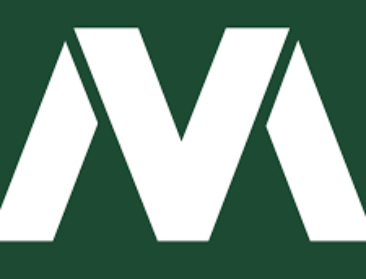 I’m proud to announce that I have accepted the Head Coach position at Moraine Valley Community College! 
Thank you to my family for always trusting my process, and my mentors for helping me along my journey. Excited to be back in region 4 where it all began. 
Let’s get to work!