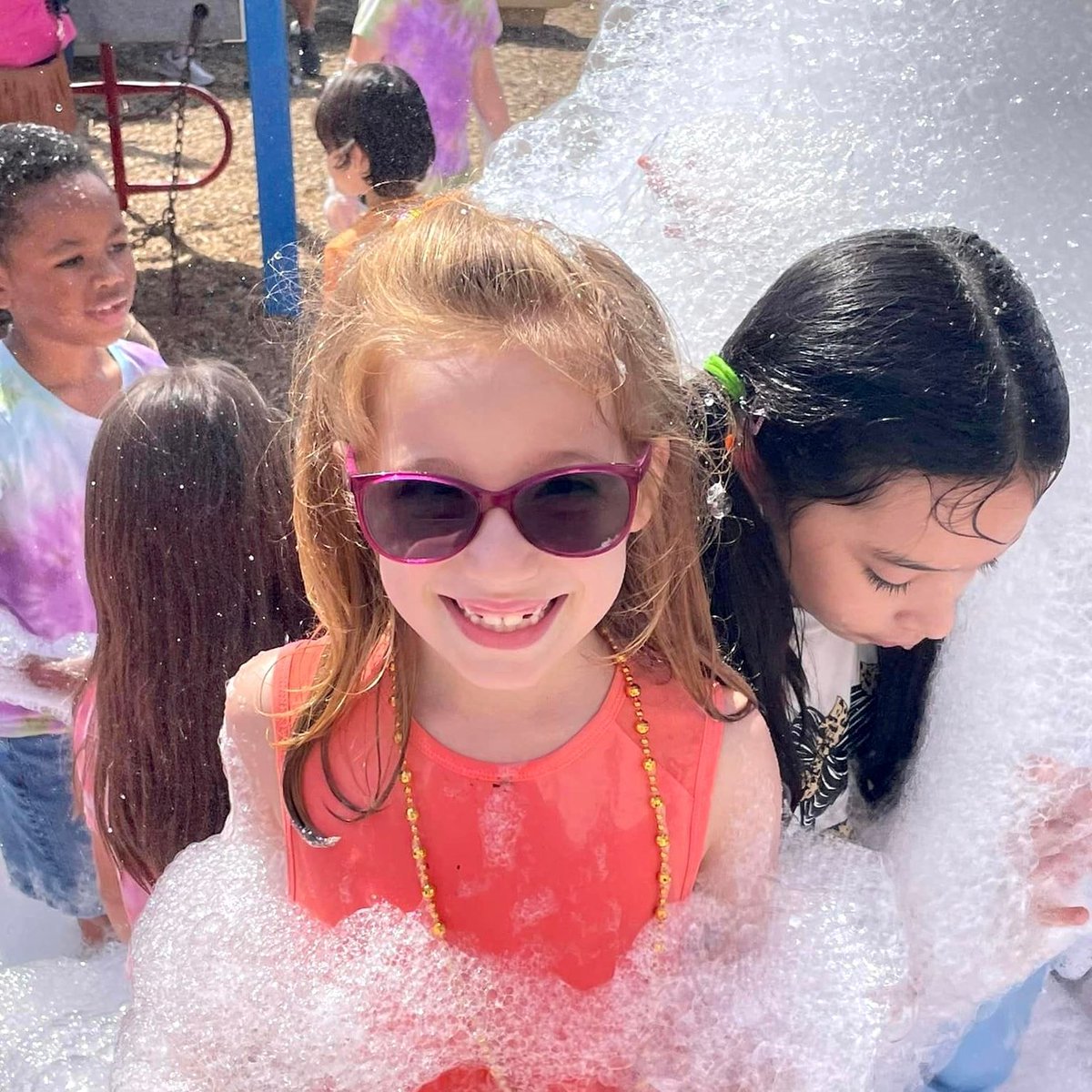 Anne Frank IA tweet media