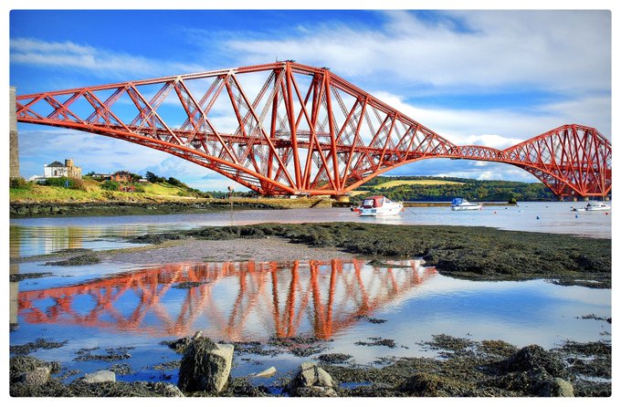 Reflections at the iconic #ForthBridge, opened in 1890.
Great 📸: Fly - Caledonia
@FrancisMcC33178
#ScotlandIsCalling #Scotland #VisitScotland #ScottishBanner #AmazingScotland #LoveScotland #BestWeeCountry #Bridge #UNESCO