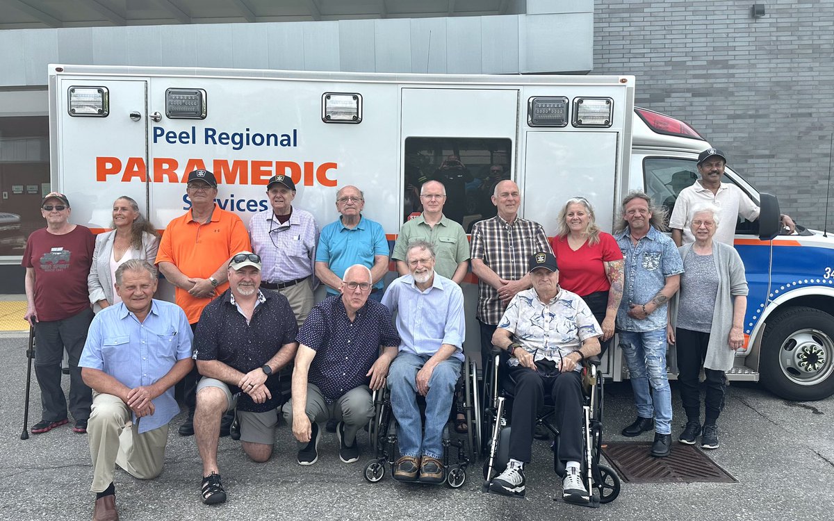 Today as part of #ParamedicServicesWeek we held a retiree brunch to honour and thank our past members. Several hundred years of experience and caring in this picture. 

Thank you for your service 🚑