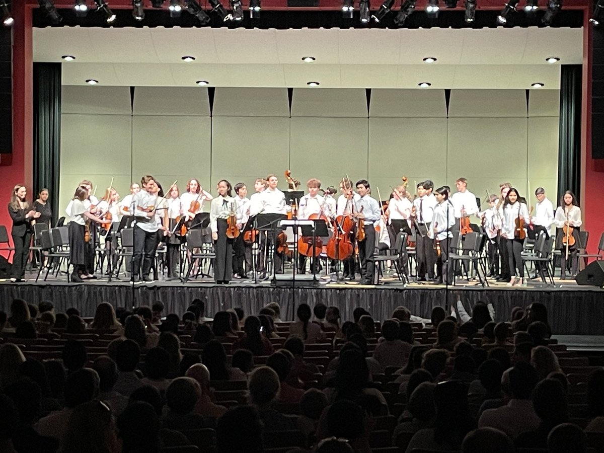 Congrats to the @SaxeMS 5th, 6th, 7th, & 8th graders (&, teachers) on a spectacular spring orchestra concert!