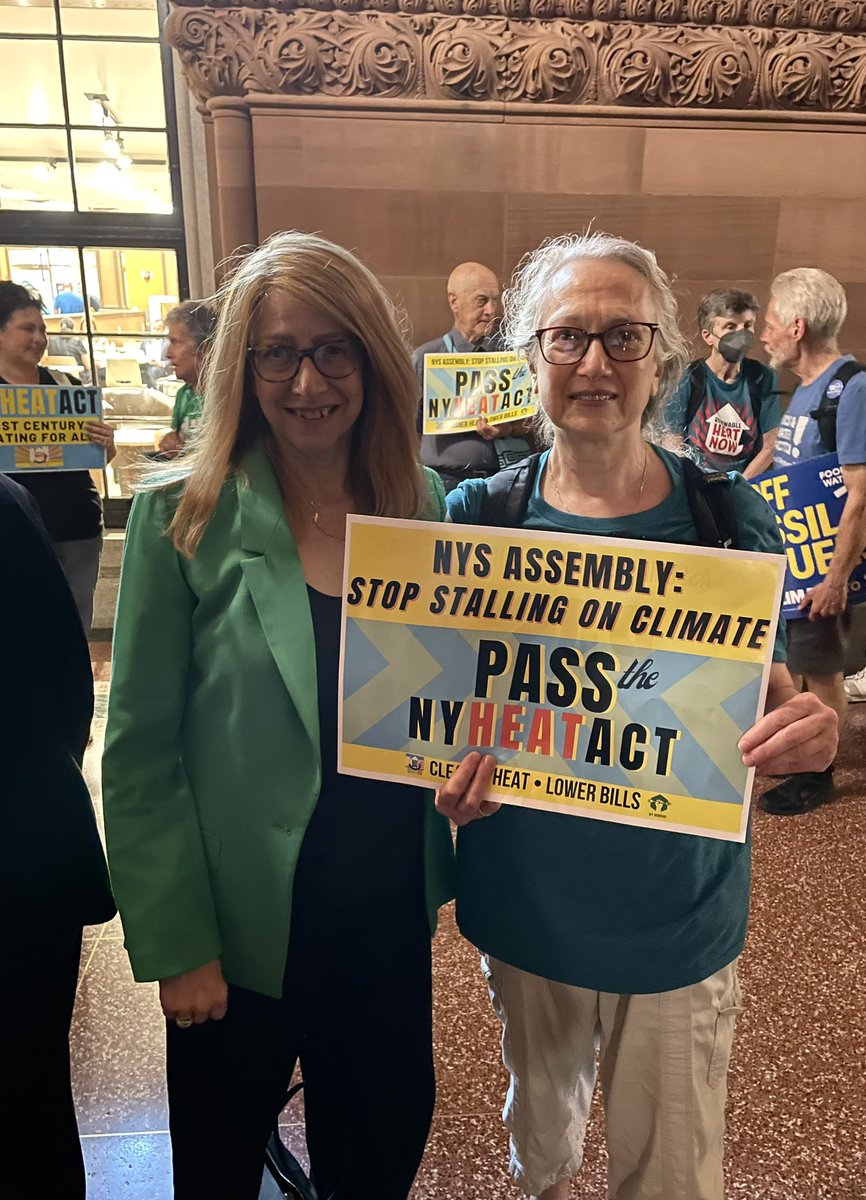 If we plan to reach our state’s climate goals, we cannot do it without #NYHEAT! 🌎 Lowering energy costs for consumers while protecting our climate for generations to come is a no brainer. The climate crisis is not waiting for us. We must pass the NY HEAT Act now!