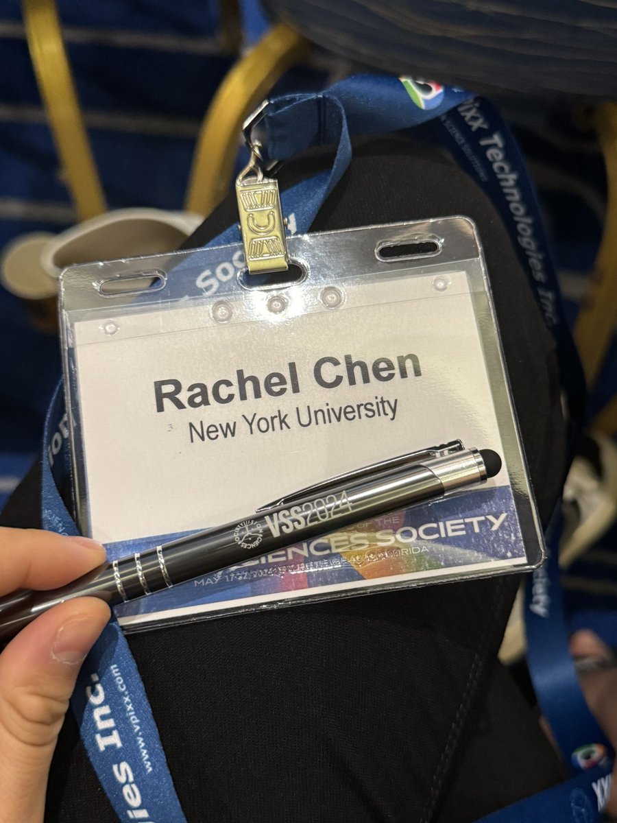 Rachel_QC77's tweet image. Had a fantastic experience at my first VSS @VSSMtg. Where I not only enjoyed meeting and discussing science with wonderful people but also had the opportunity to co-present with @ShutianXue73367 @carrasco_lab on our latest research. Looking forward to seeing you again next year!!