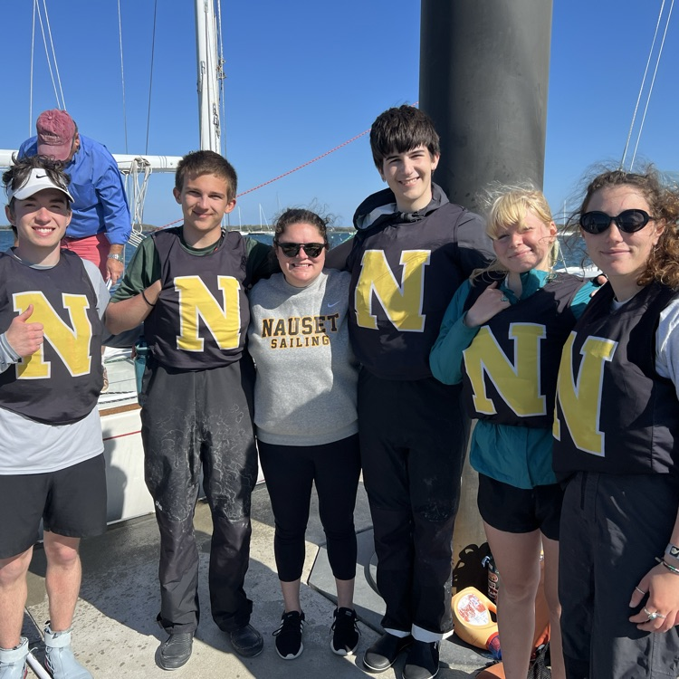 NausetHS's tweet photo. The Nauset Sailing Team at the 2024 Cape and Islands League Championships https://t.co/KrXSao67V5