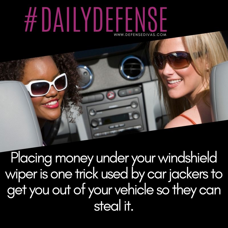 Show us some ❤️ like and follow to get  #dailydefense in your feed. 🎯 #selfdefensetips #girlpower #defensedivas #femaleempowerment #selfdefense