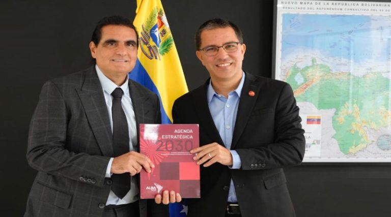 CIIP y ALBA-TCP impulsan inversiones productivas lc.cx/EcKqb4 #ConChávezYMaduroPaLoQueSea