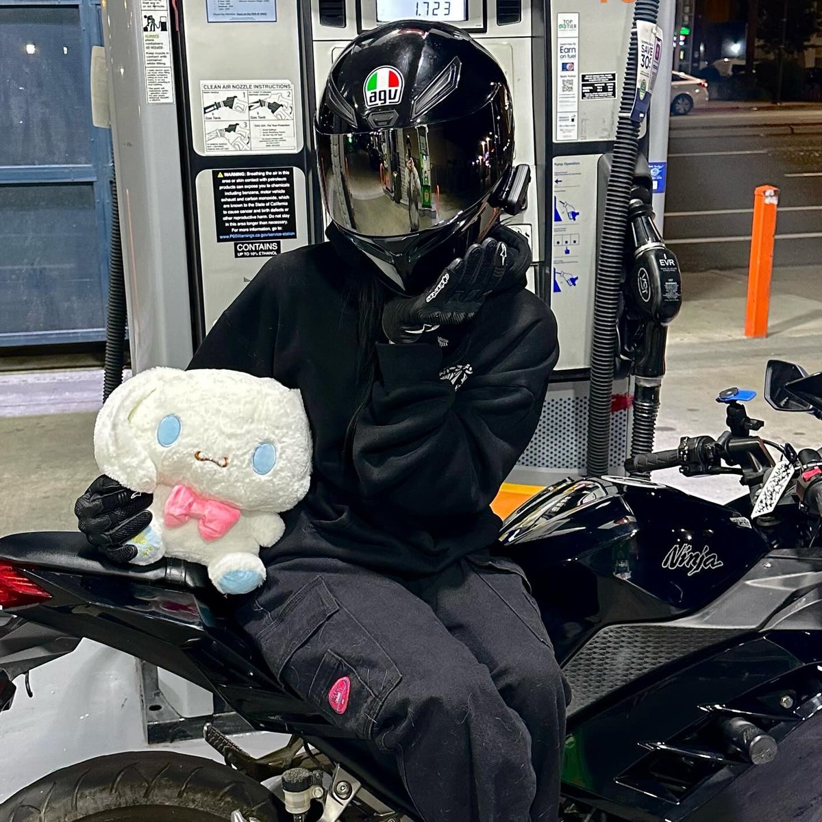 eggspringr0ll's tweet photo. Mother I crave violence https://t.co/fogrZLPYSs