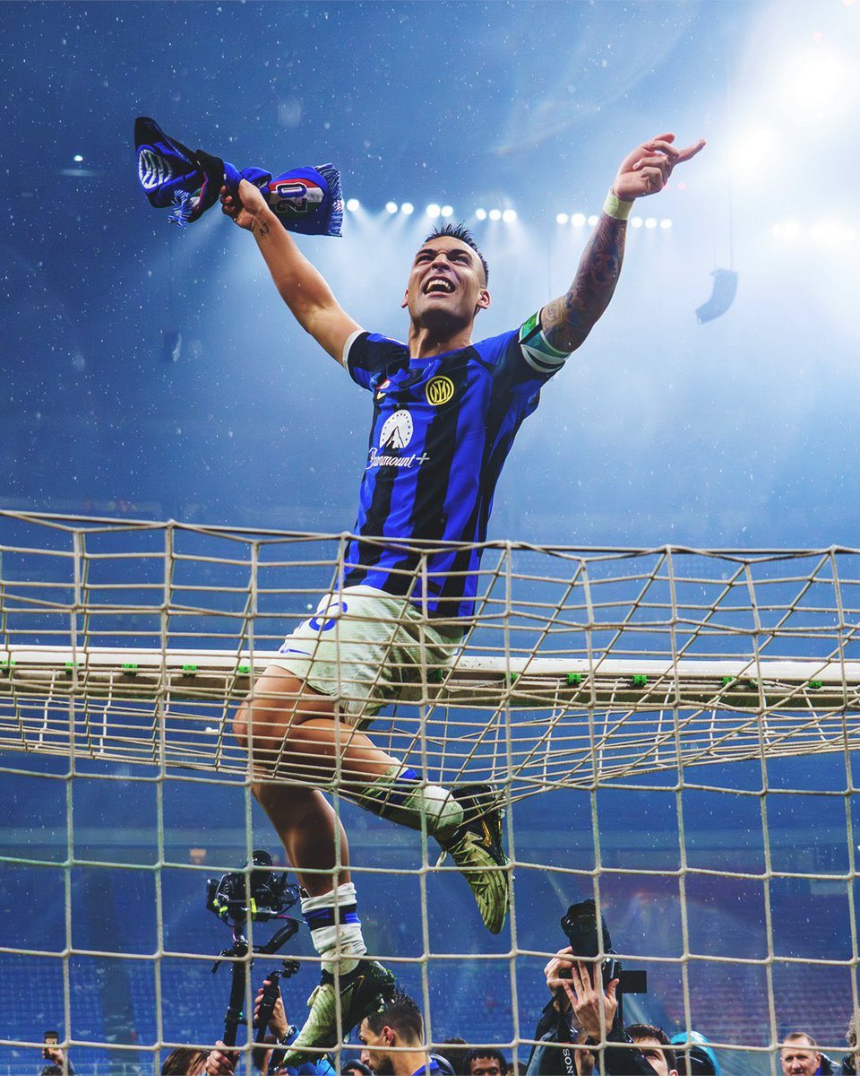 lnter_yb's tweet photo. La seconda Stella.
#Nerazzurri https://t.co/lK8G6fY6Jp