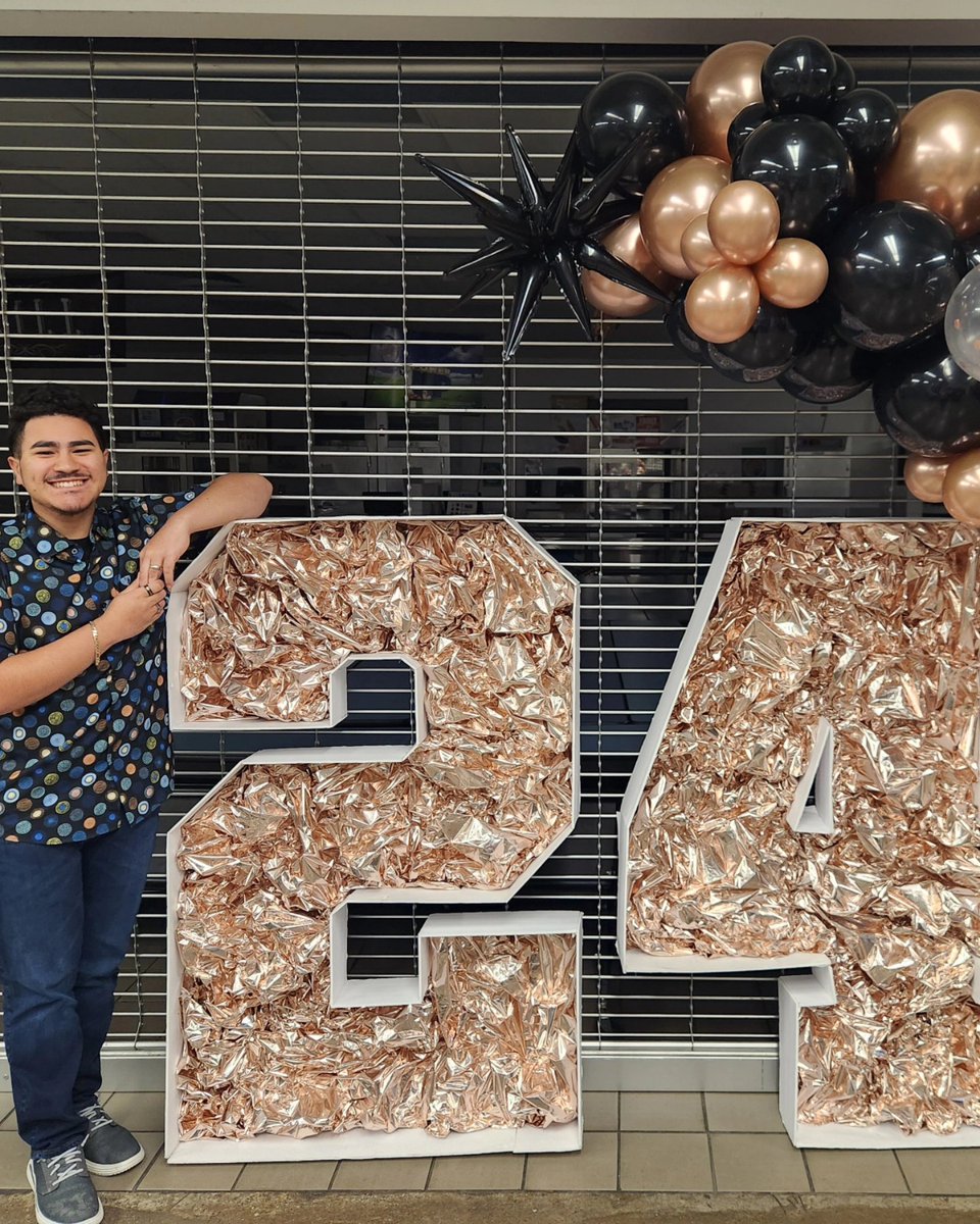 Deborah Castro, M.ED (@deborahicastro) on Twitter photo Music Conservatory Senior Dinner 🍽️ with my son Danyel. So proud of him. #2024seniormom
#musicalson
#celloplayer
<a href="/dallasschools/">Dallas ISD</a> <a href="/BTWHSPVA/">Booker T. Washington HSPVA</a> Music Conservatory Senior Dinner 🍽️ with my son Danyel. So proud of him. #2024seniormom
#musicalson
#celloplayer
<a href="/dallasschools/">Dallas ISD</a> <a href="/BTWHSPVA/">Booker T. Washington HSPVA</a>