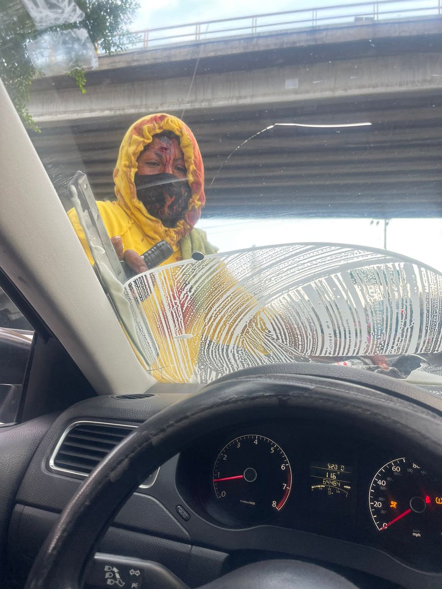 Tony Díaz tweet media