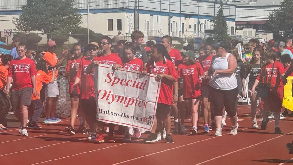 Our Police Command staff & K-9 Mac attended the Special Olympics today hosted by Hatboro-Horsham School District. It was an amazing event & we are very proud of our School District,the students that participated & volunteered. 

#HHSD #SpecialOlympics #Inclusion #HorshamConnected