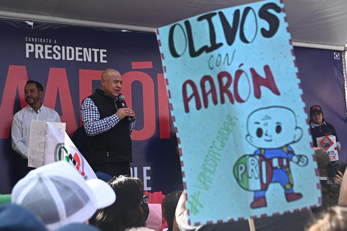 Estuvimos en los Olivos, compartiendo mis propuestas para cambiar el rumbo de nuestro municipio. Gracias mis paisanos, saben que no los voy a defraudar, ustedes conocen mis trabajo. ¡Reactivemos Tecámac! 💯💪🏻

#AarónPresidente #FuerzayCorazónPorEdomex