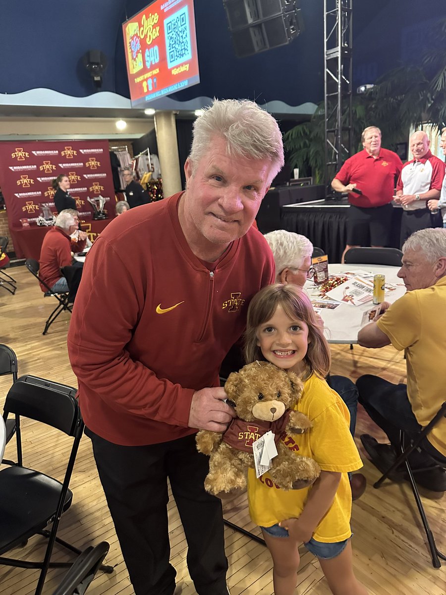 LyndseyFennelly's tweet photo. Got to visit with Cy, say hi to the Coaches, and cheer alongside the great @CycloneATH faithful at the final Tailgate Tour stop! ❤️💛
#proudtobeONE https://t.co/eD6pwDK2dd