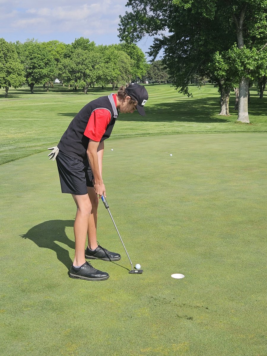 Bbowboysgolf's tweet photo. Jack White shot a 91 at the Elks in Columbus for a 62nd place finish out of 98 golfers. We're definitely going to build on that for next season and we'll look to improve and make a push to get the team there next year. Good season Jack! https://t.co/ySnPwrXtKg