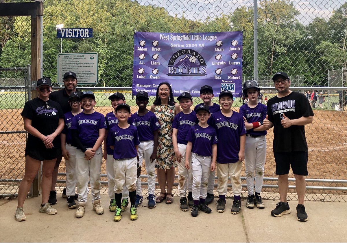 What a beautiful night to cheer on the @wsllbaseball AA Rockies! I’m so happy to have been their sponsor this season - Wishing them luck in the playoffs! ⚾️