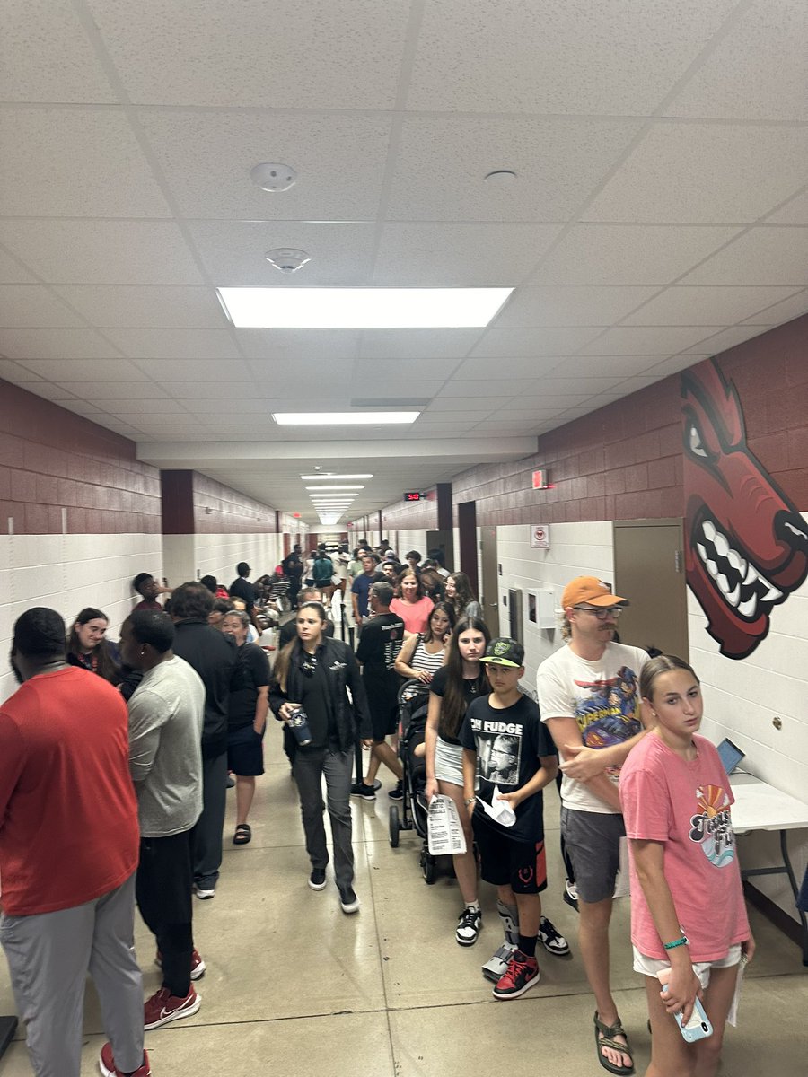 Weiss Football tweet media