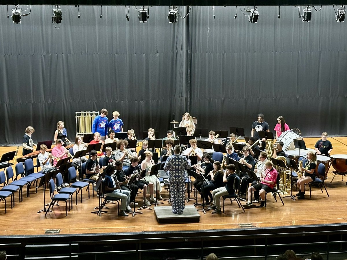 And that’s a wrap on concerts for the 2023-2024 school year. Great job to Ms. LaFella, Ms. Guerpo, and all of the bands!