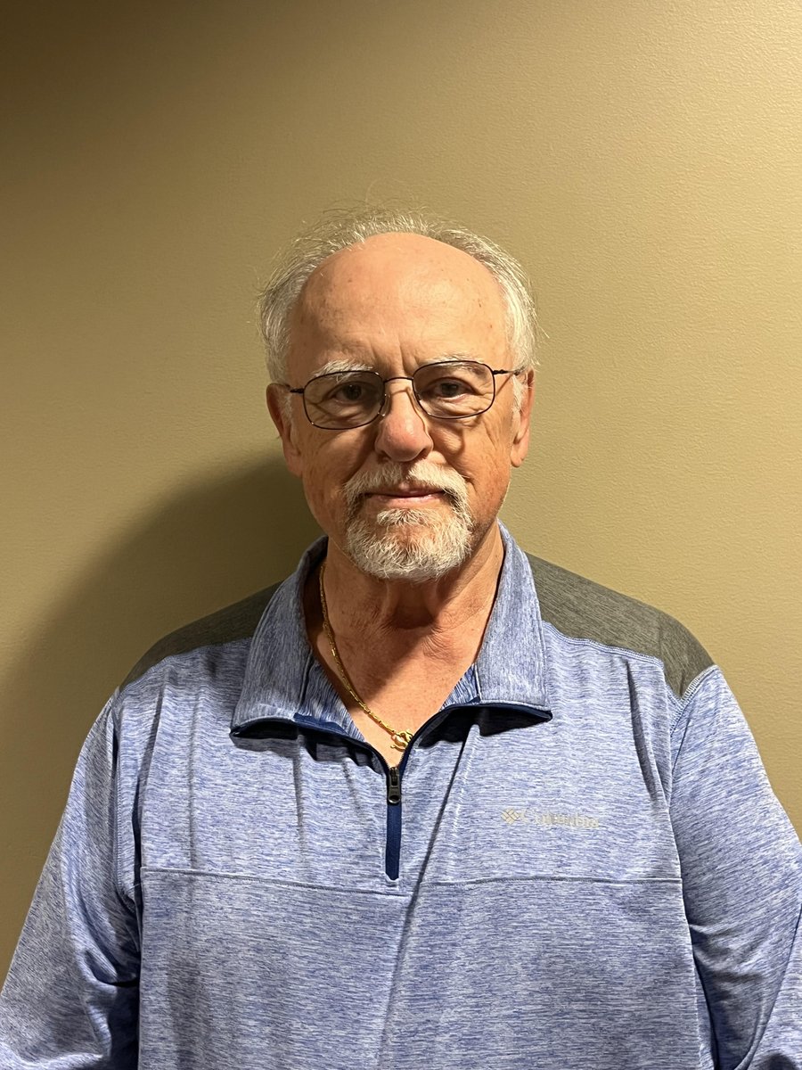 At this year's annual Pacific Little League auction, we had the immense honor of presenting Dick Harsin with a Lifetime Achievement Award for his extraordinary service with Pacific Little League. 

Thank you, Dick, for your invaluable service and dedication!