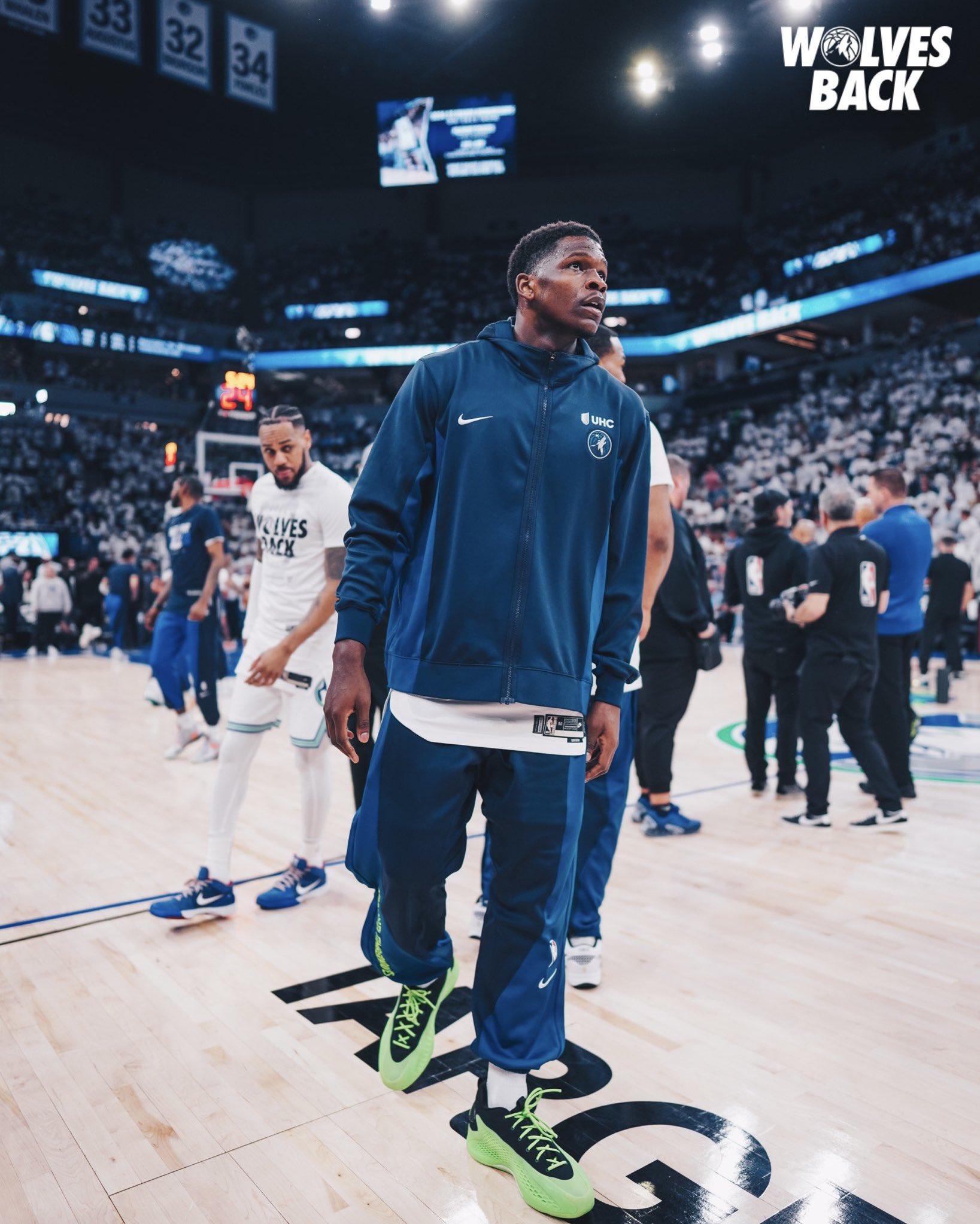 バスケットボールシューズ adidas ae1 スライム Adidas AE 1 Low Slime On Feet Review - YouTube