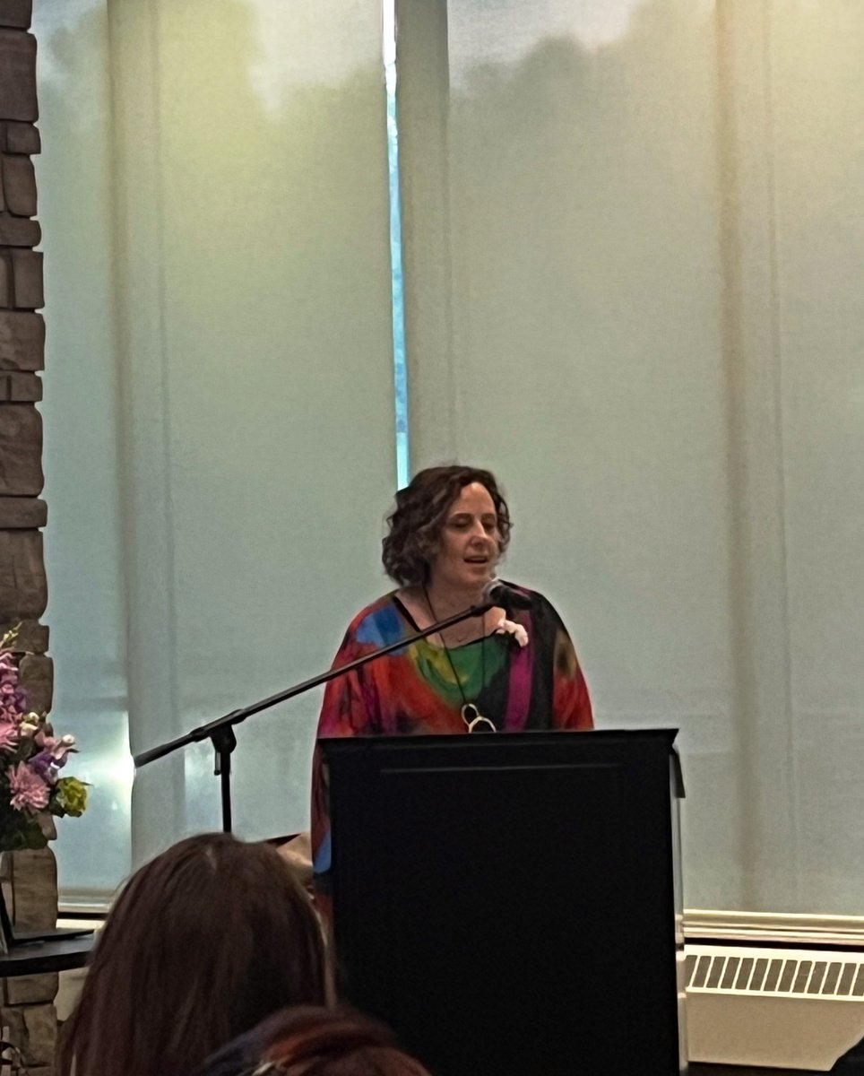 Congratulations to my colleague #TVDSB Trustee <a href="/lapizzolato/">Lori-Ann Pizzolato</a>, a recipient of the London West Leading Women Leading Girls award.

<a href="/PeggySattlerNDP/">Peggy Sattler</a>