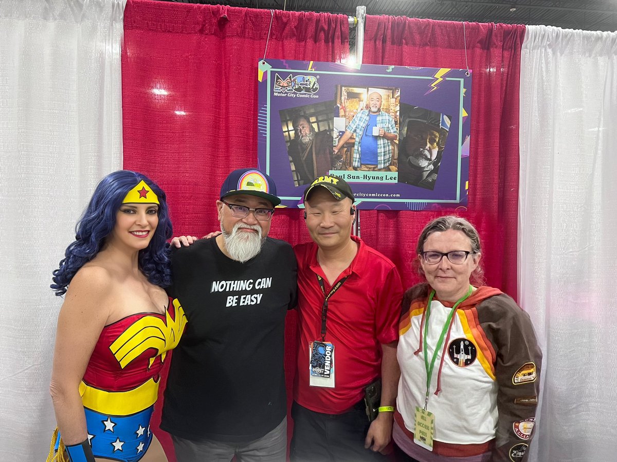 Happy #wonderwomanwednesday! I had the pleasure of meeting the awesome @PaulSunHyungLee at @motcitycomiccon. He greeted me with “Dr. Marlena Moreau!” (my #cosplay). Be sure to catch his amazing portrayal of Uncle Iroh in @AvatarNetflix … & watch @KimsConvenience, too! #mc3