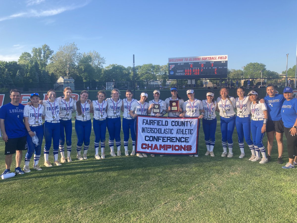 AldamWill's tweet photo. Fairfield Ludlowe is the 2nd team in FCIAC history to win four-straight conference championships #ctsb https://t.co/eO45ppO1GI