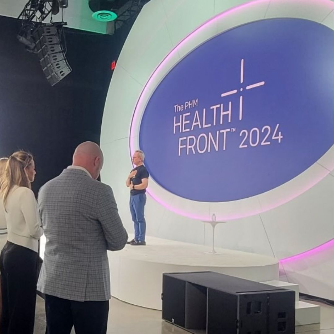 EdwardVilga's tweet photo. Had a blast presenting at this event for @DailyOM &amp; @everdayhealth. Which pic/pics do you think I should add to my press kit? 📸✨ 

#EventHighlights #PressKit #PublicSpeaking #Wellness #JustBreathe #Stretching https://t.co/4rQzaOOQty