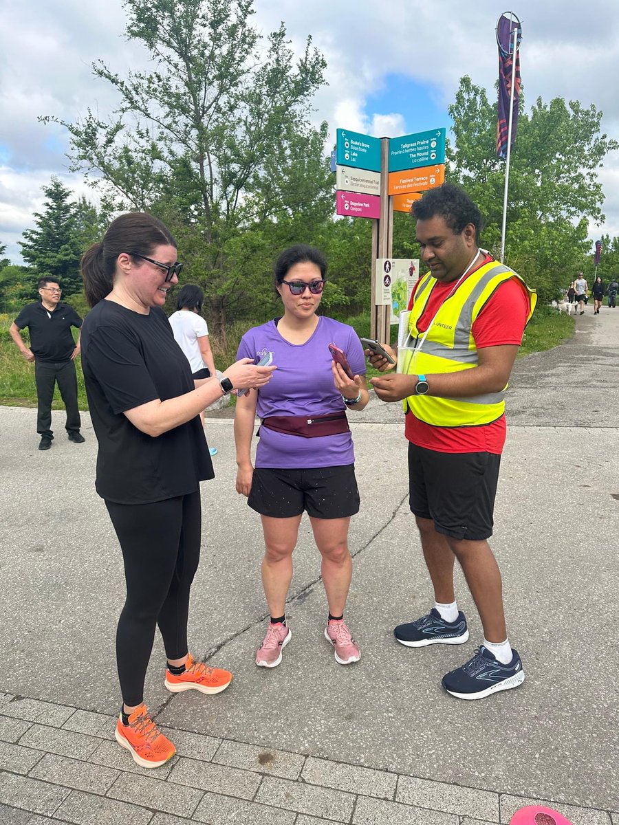 We still have a few spots for this Saturday, May 25th

1x Run Director  
1x Timekeeper
1x Barcode Scanner
1x Funnel Manager 

If you can help us out and volunteer please email downsview@parkrun.com

🌳 #loveparkrun