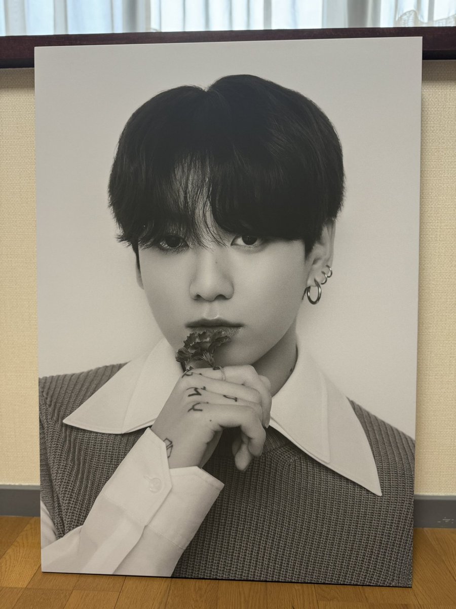ogurin1117's tweet photo. æ±äº¬æåŸã¯âŠ
BTS POP-UP : MONOCHROME IN TOKYO
è¡ããŠè¯ãã£ãᅵᅵ
äœãšã欲ãããã®ã¯ãè¿ãã§ããŸããð
åã«èããŠããCANVAS PHOTO æé«ã§ãâš
æ±ããŠæã£ãŠåž°ã£ãç²æããããŸããð
å®ç©ããŸãå¢ããŠå¬ããð¥¹
#BTS_POPUP #BTS_MONOCHROME #BTS_MNCR #CANVASPHOTO https://t.co/MEJmvApZFS