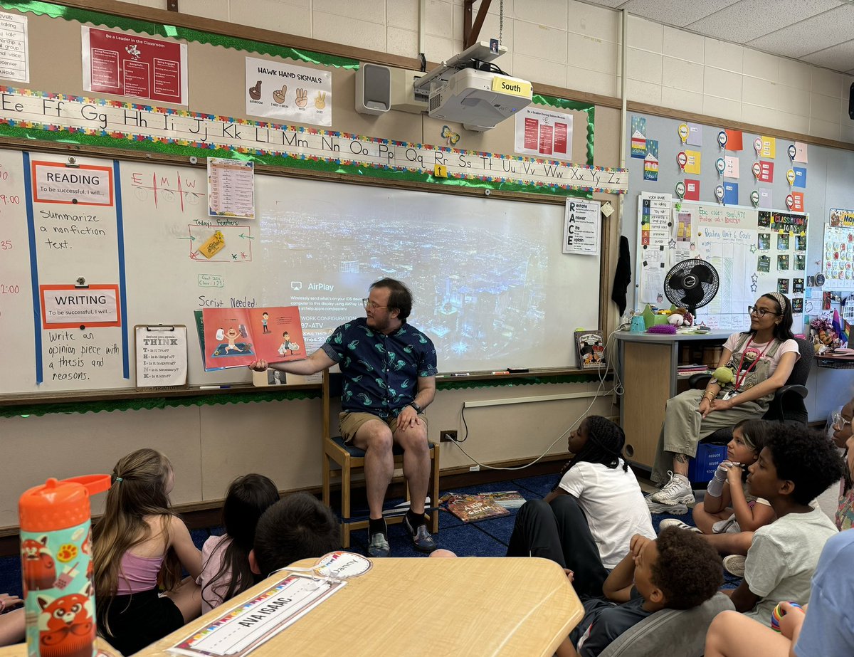 JarosEsl's tweet image. Thank you to @oakparklibrary and Hal
Patnott for the 1st Annual #holmeshawks Rainbow Revolution Read Aloud Mini Assemblies. Students and teachers loved it. 
#weared97