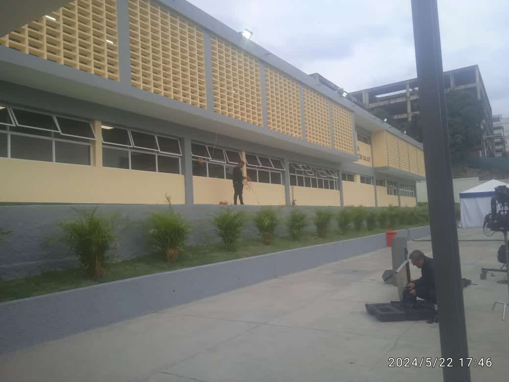 El Liceo Mariano Picons Salas  recuperado todos sus espacios. Mi hermoso Liceo.