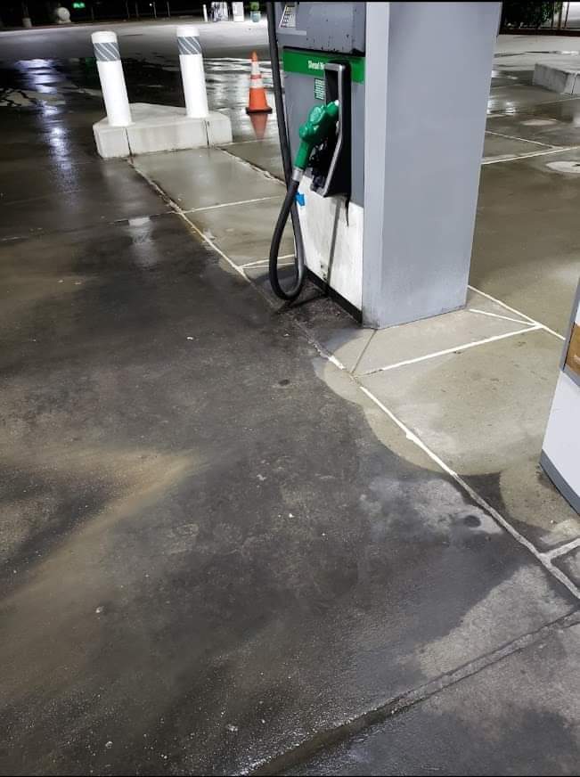 EBCleaner's tweet photo. Pretreatment of EBC MPC applied. 1 part water/2 parts EBC. Soak it good with your mix. No agitation performed. Dwell was in the 20 minute mark. The downstream mix looked to be 2 gallons of EBC to 3 gallons of water and ds'd at 10:1 https://t.co/fSLQPV3uvc