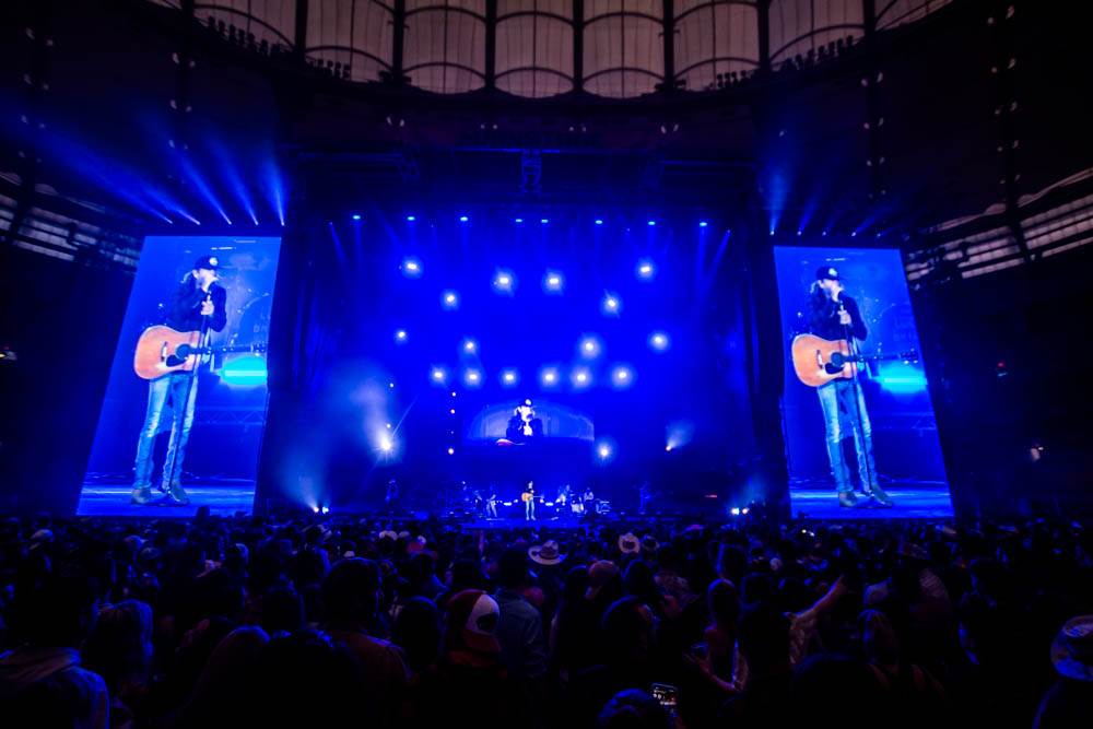 g2_structures's tweet image. 04.19-20.2024 | Coast City Country Fest | BC Place, Vancouver, BC

📸: @coastcitycountryfest
.
.
.
#stadiumshow #stage #staging #tour #production #stagingcompany #lifeontheroad #eventstaging #g2structures #engineers #concert #roofstructure #liveevents #wemakeevents