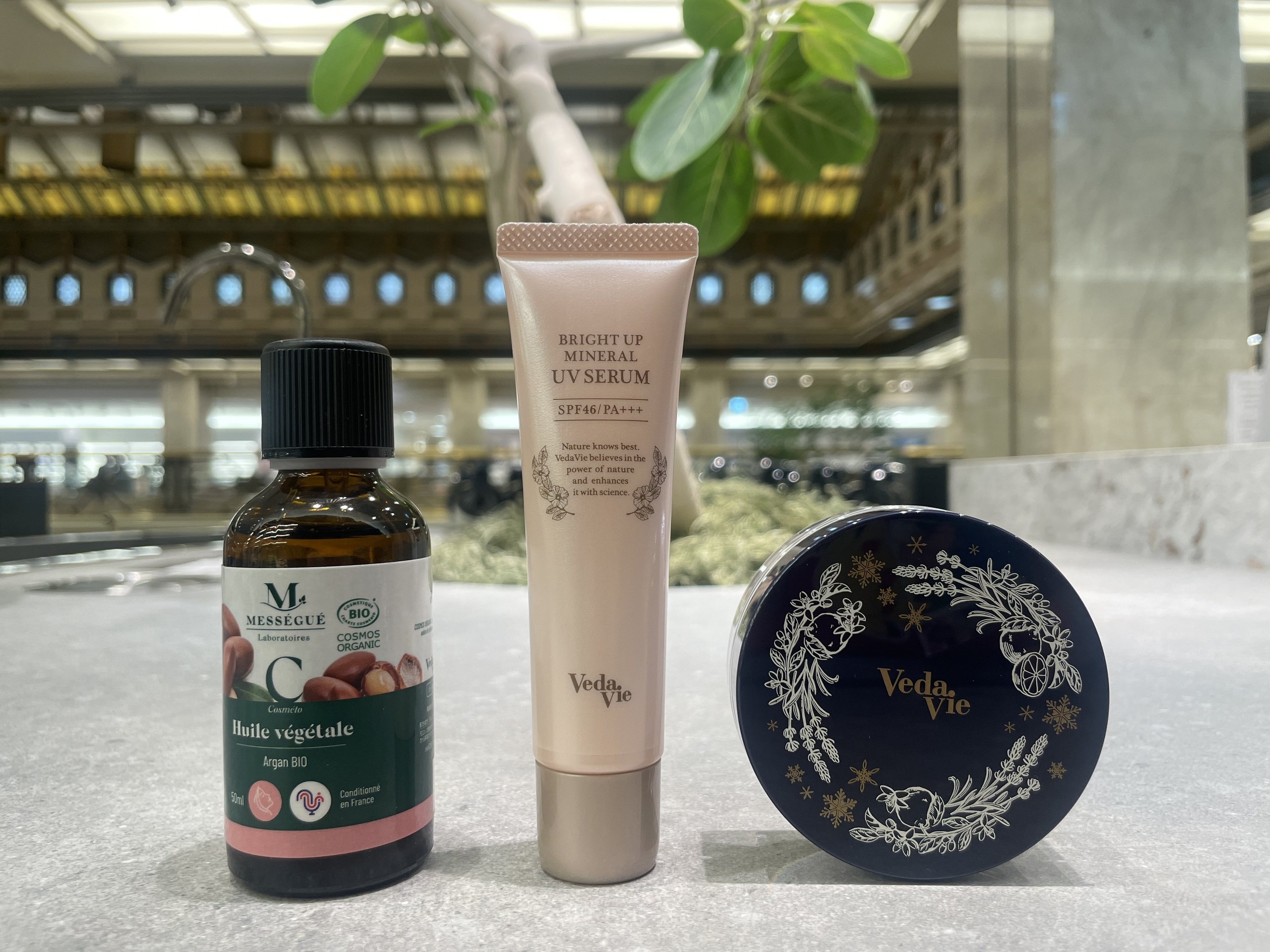 トーンアップヴェール プレミアム SPF35 PA+++ 日焼け止め乳液