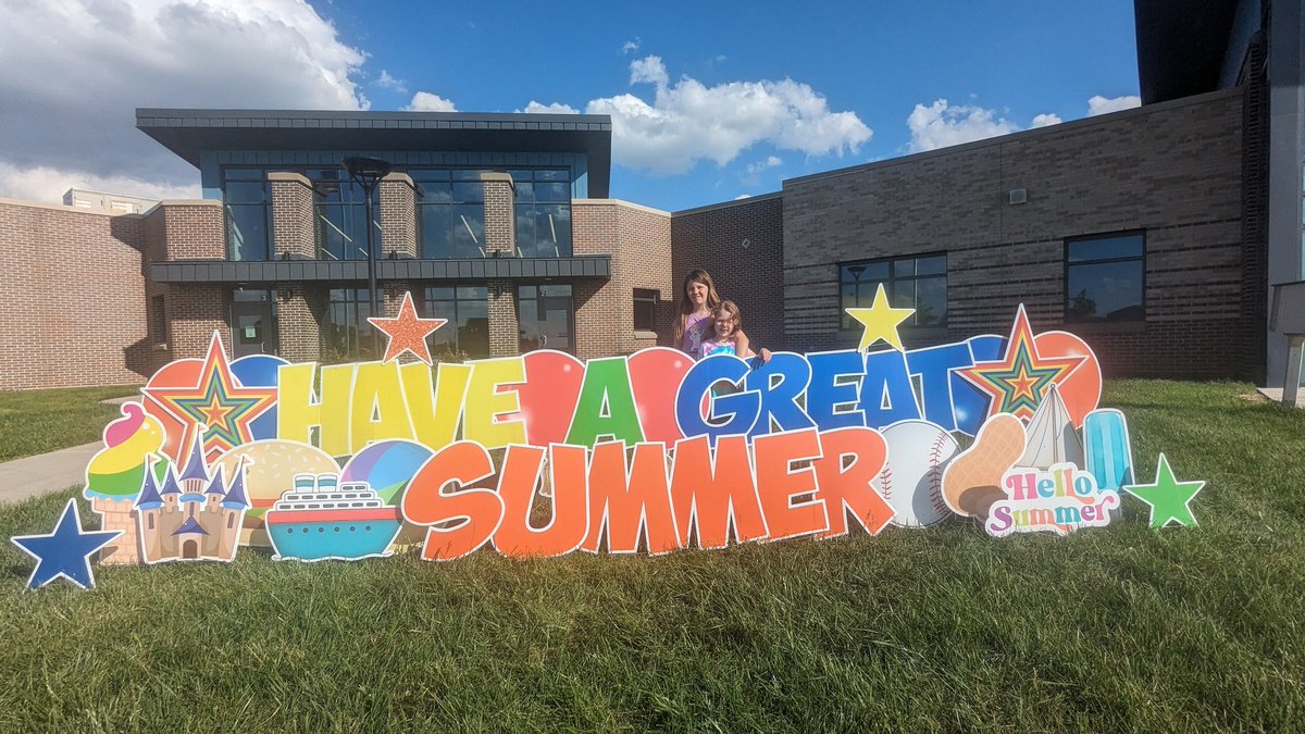 ajpribil's tweet photo. Thanks for another great year, @Anchor_Pointe ... See y'all in August! #anchoreducated https://t.co/dHdaUZ8Z6A