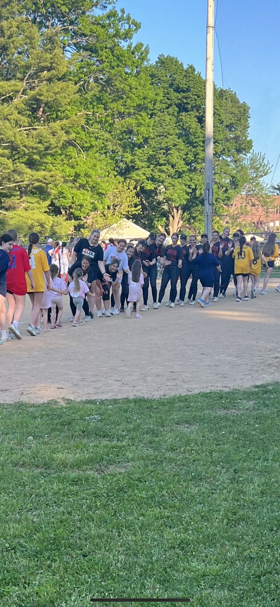 Shout out to the <a href="/tauntonsoftball/">THS Softball</a> team for hosting the Taunton Girls Softball League tonight. Good stuff! <a href="/Taunton_Schools/">Taunton Public Schools</a> <a href="/PeterBuffi3072/">Peter Buffington</a> <a href="/ThsWebmaster/">THSAthletics</a>