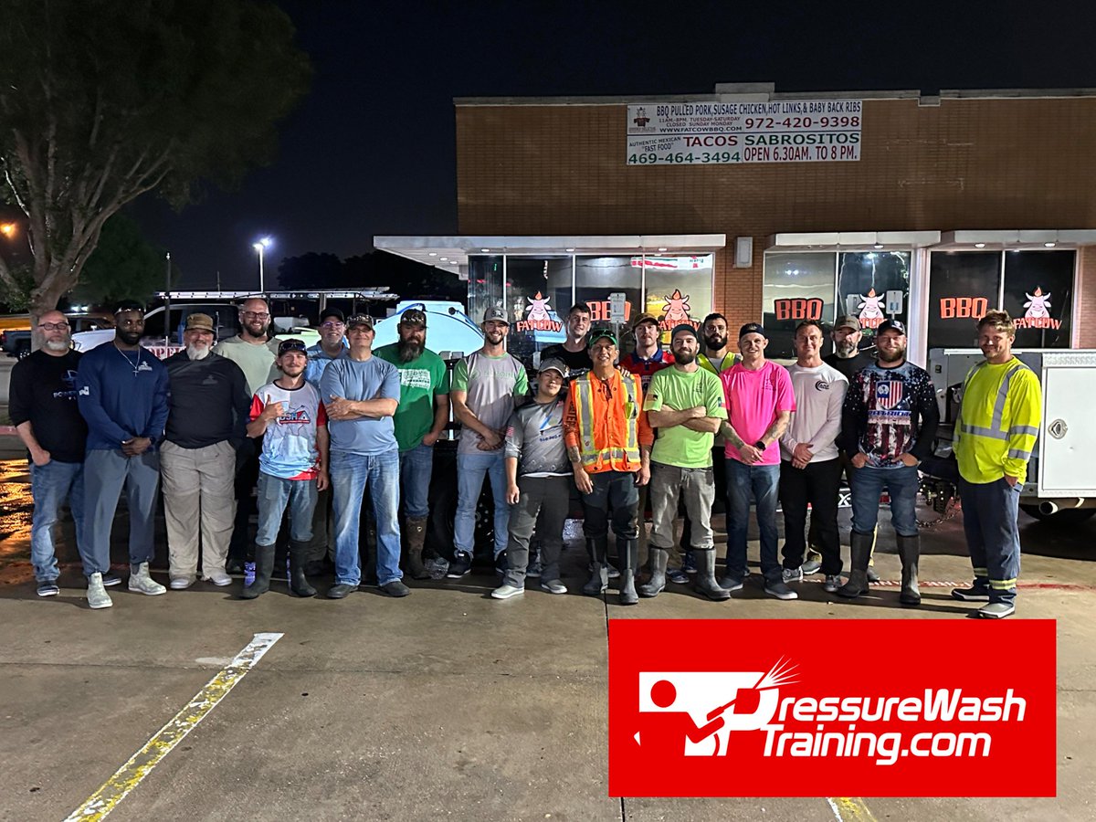 EBCleaner's tweet photo. In Dallas earlier this month providing training in the pressure wash industry. What a terrific turnout from business owners from all across the state 
#pressurewashtraining #dallas #texas https://t.co/00s9IoRpXB