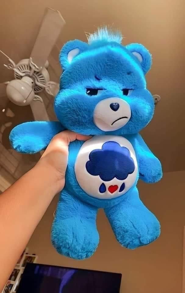 “amor comprei um presente que é a sua cara”

o presente: