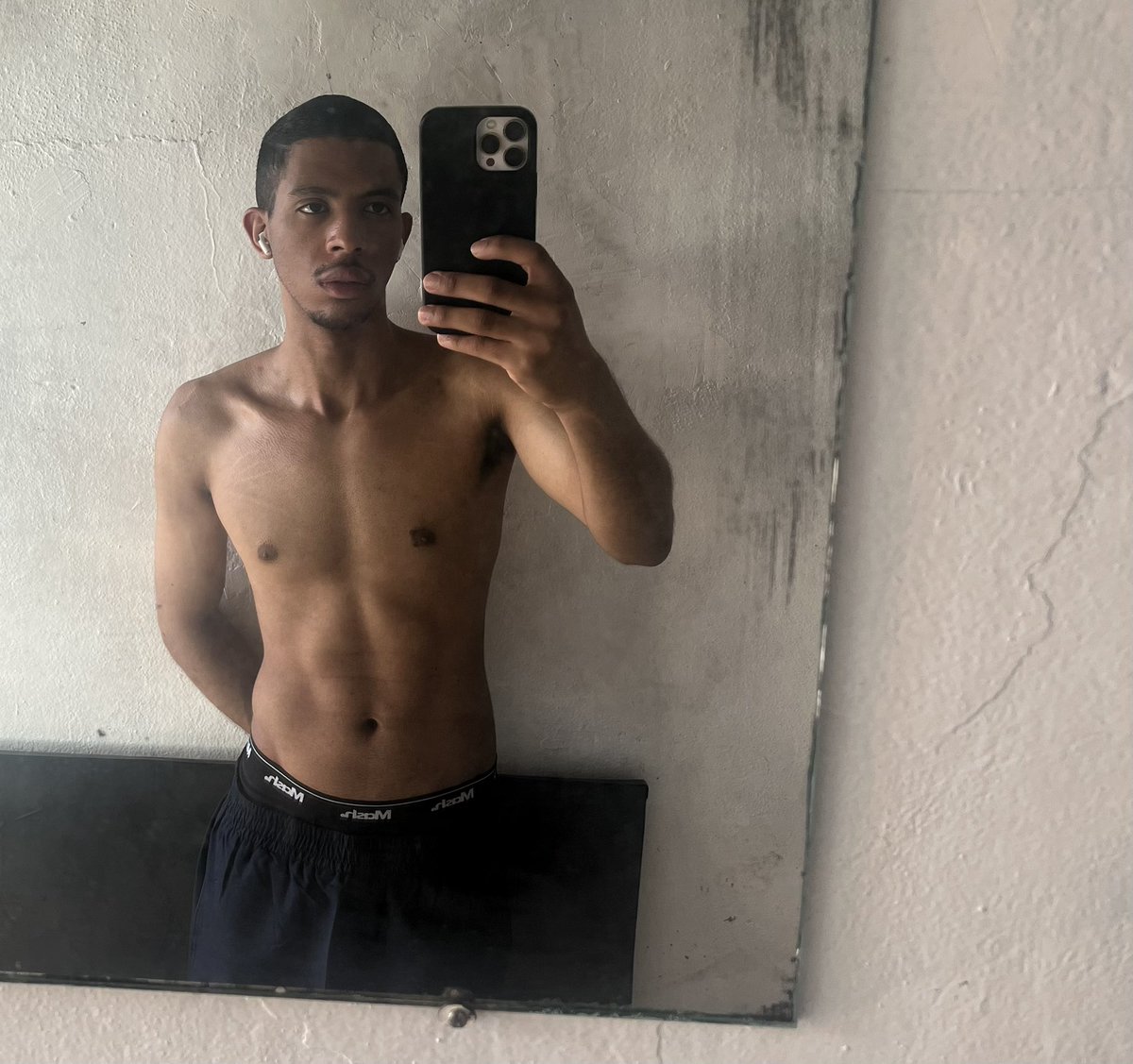 Isaac_133's tweet photo. 🏃🏾‍♂️ https://t.co/mqAbnu221f