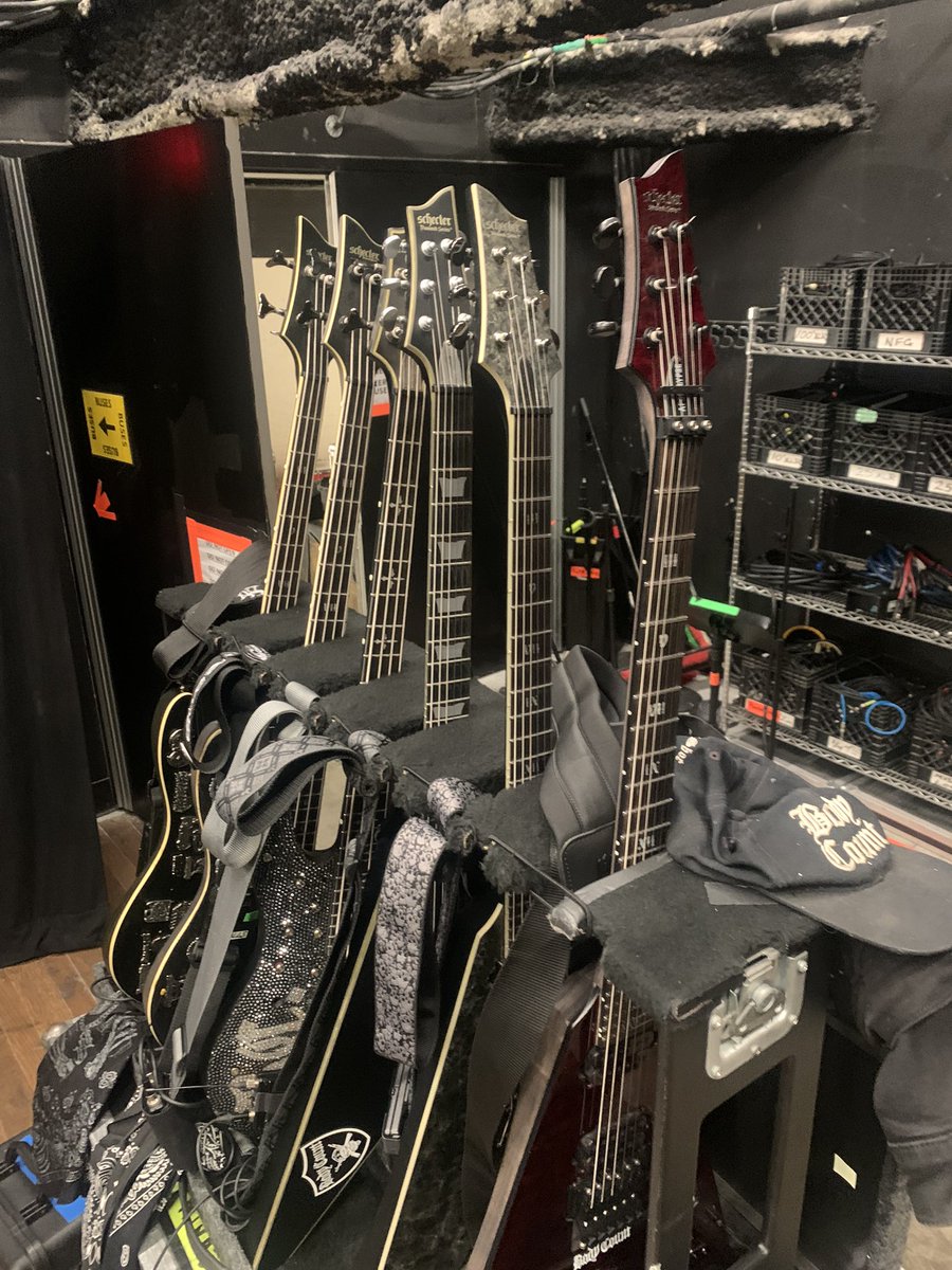 _Juan_Garcia's tweet photo. Getting ready @HouseOfBluesACA tonight @BodyCountBand + #ViolenceBand + #DeadHeat #damnage
@SchecterGuitars https://t.co/RJqPkXk8fd