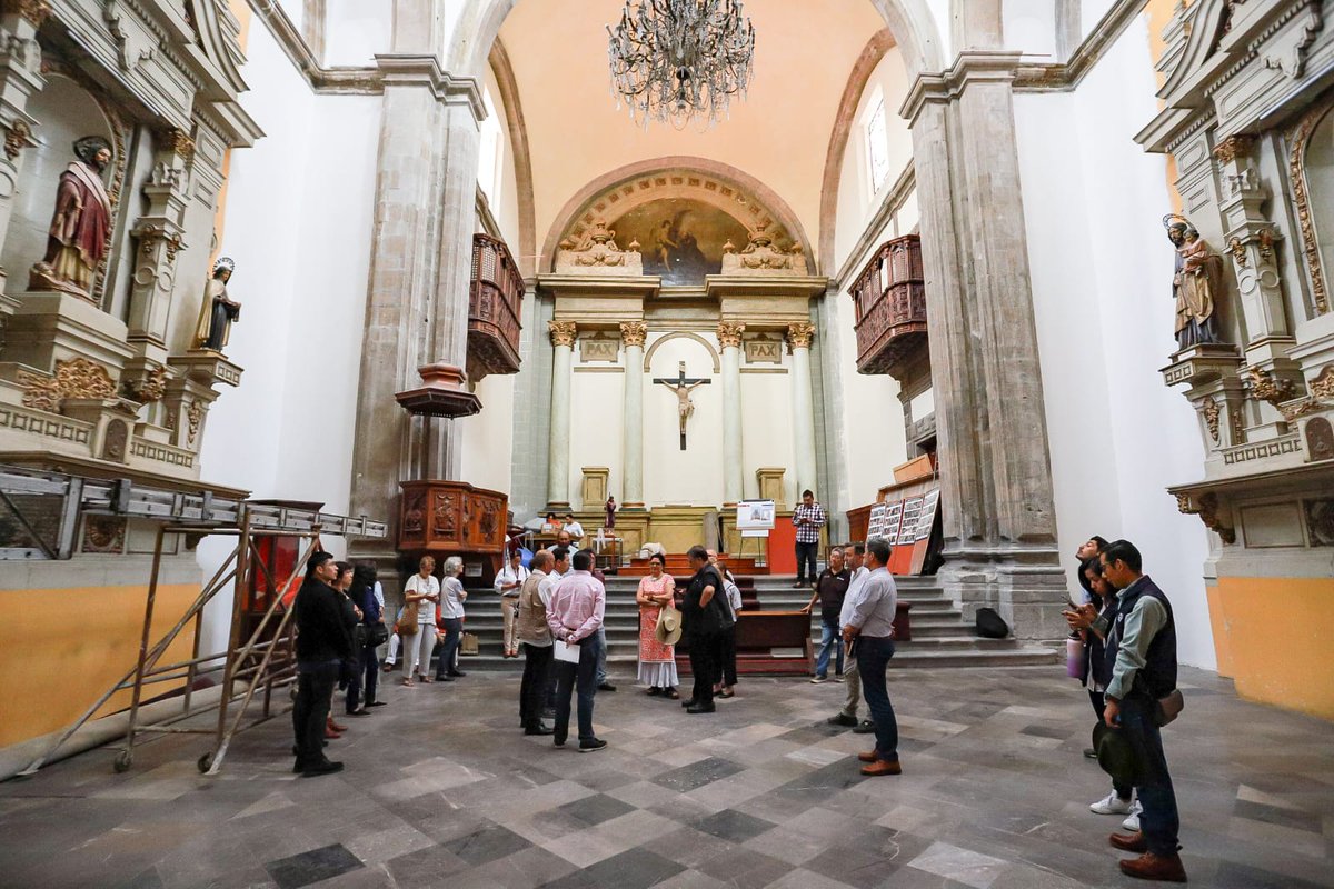 alefrausto's tweet photo. Gracias a la comunidad y autoridades por cuidar amorosamente su patrimonio y ayudarnos en la reconstrucción.

La Santa Veracruz, San Juan de Dios y Santa María la Redonda son tesoros edificados que estarán listos para abrir sus puertas próximamente https://t.co/FpzU1slFmi