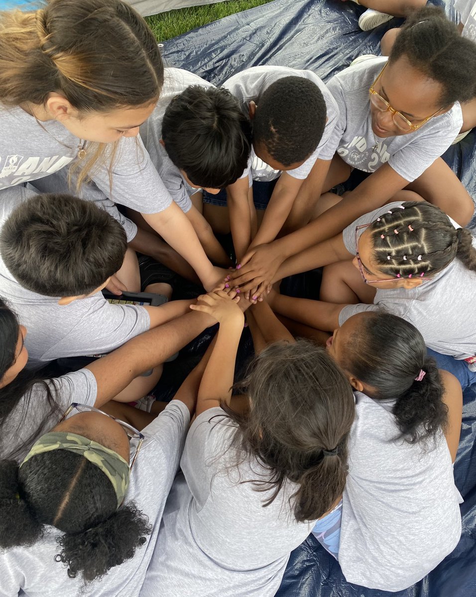 CyndyWebb00's tweet photo. Unified Game Day! The kids said they are going to do “ the hands” picture every year so here it is. Year 2 “hands picture”. This is also year 2 of my son working the event which makes this day even more special 💜 @MrsWey10 @DrLindaWatkins https://t.co/tDpuZo0F3L