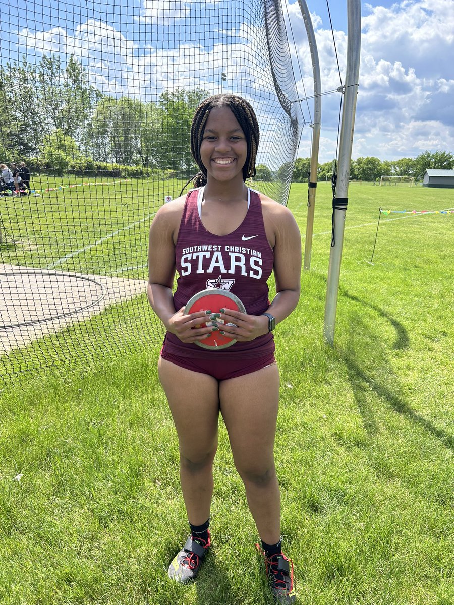 swchstrack's tweet image. SCHOOL RECORD ALERT
Saraphina Bettin broke her own school record in the Discus today with a throw of 106’ 1”
@swchssports