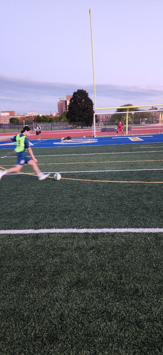coachderby's tweet image. After training - @MunirSherali  @Nickvpf getting some extra work in  #protime  @lansingcommonfc