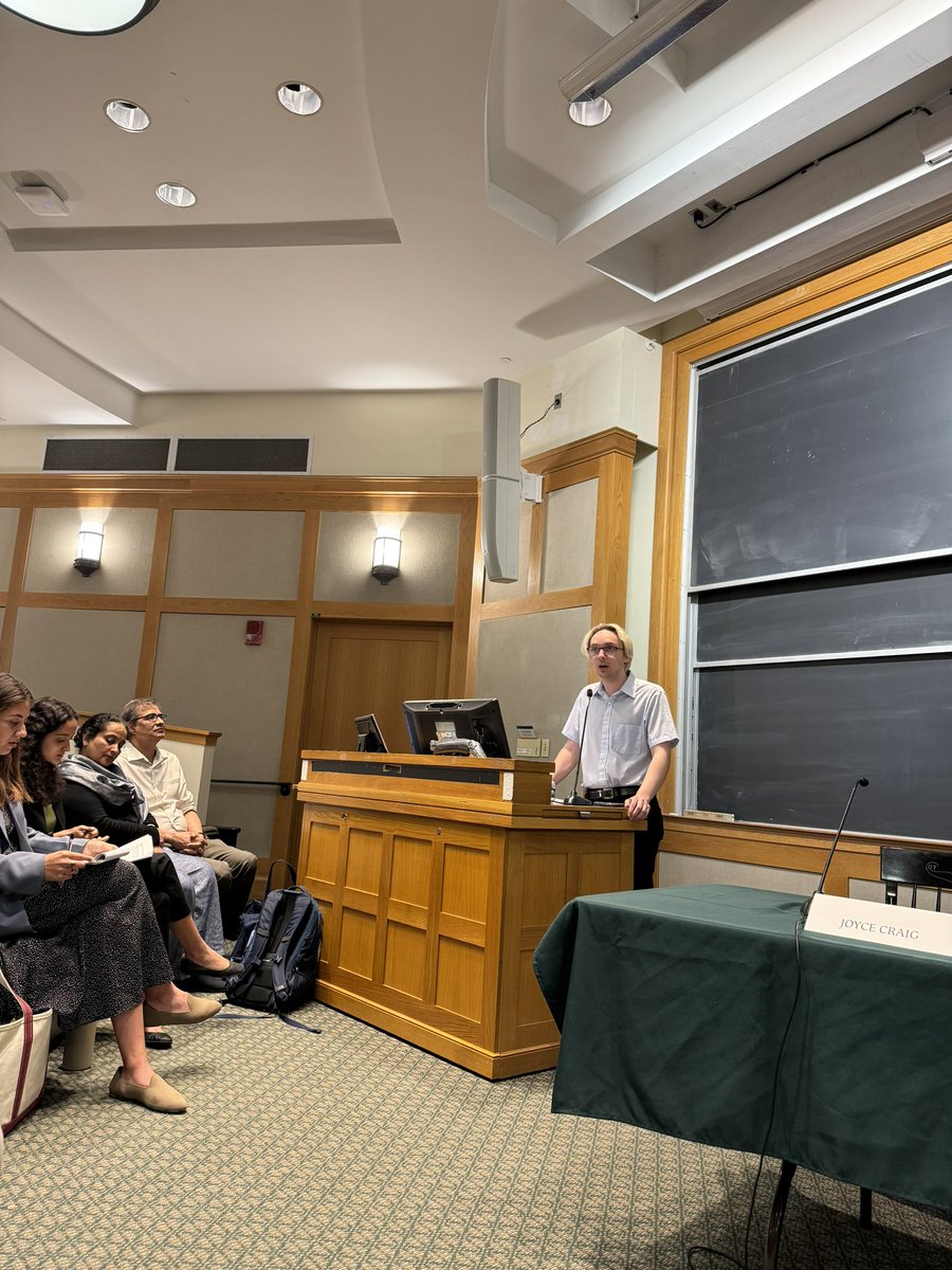 It was a privilege to co-host a forum at Dartmouth with our Democratic gubernatorial candidates in conjunction with the Rockefeller Center, @NHCollegeDems, and @DartDems. Inspiring to hear the candidates’ visions for bettering the future of NH! #NHPolitics