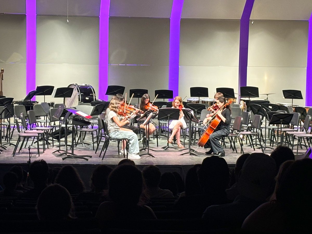 DSFPArts's tweet image. Congrats to all of the students and directors who performed at the Band &amp;amp; Strings Festival tonight! @DSteachlearn @doversherbornms @doversherbornhs @ChickeringDover