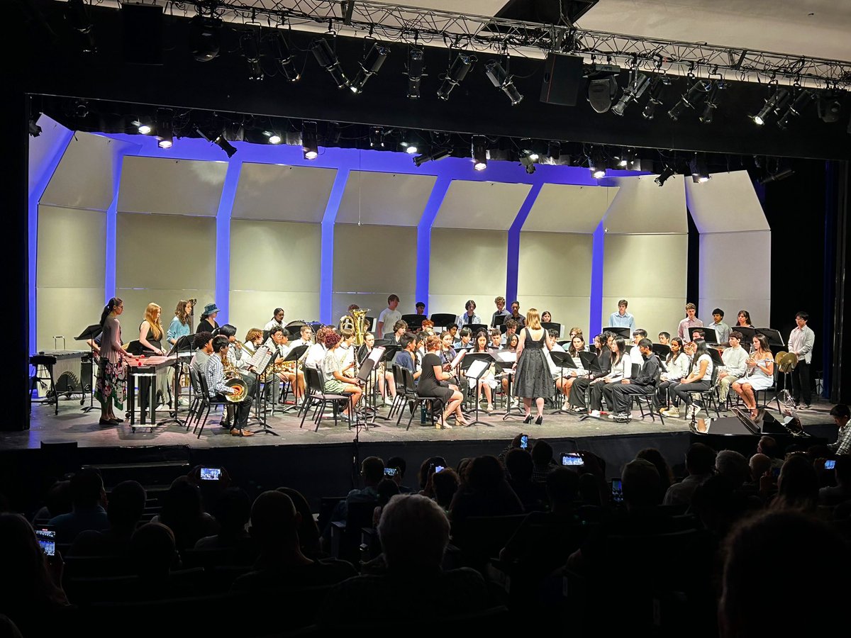 DSFPArts's tweet image. Congrats to all of the students and directors who performed at the Band &amp;amp; Strings Festival tonight! @DSteachlearn @doversherbornms @doversherbornhs @ChickeringDover