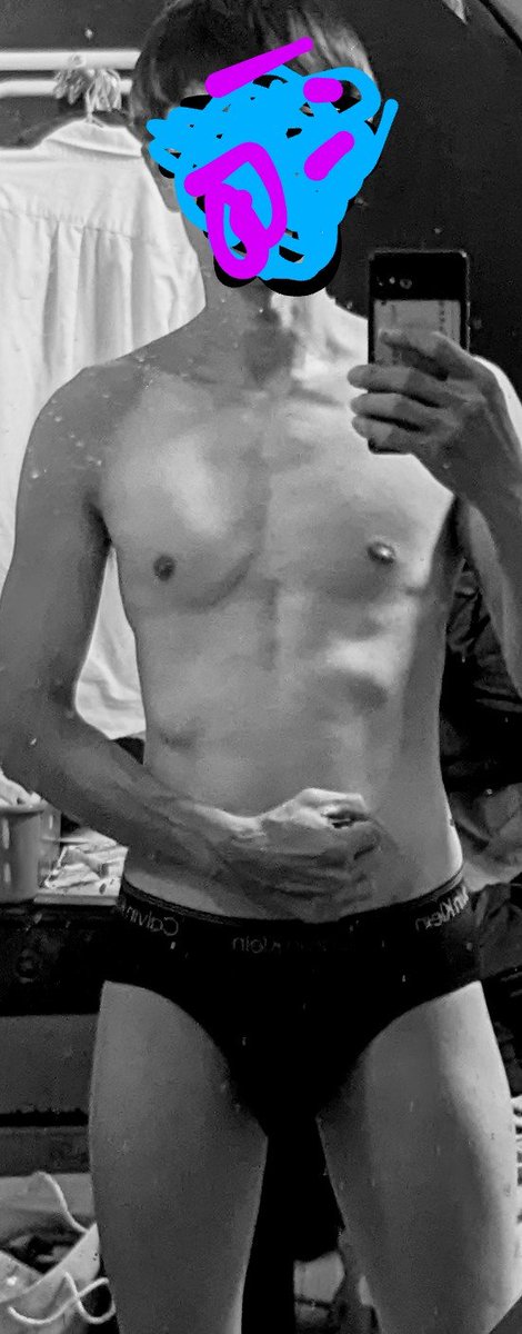 練胸14day
體重上不去😢😢