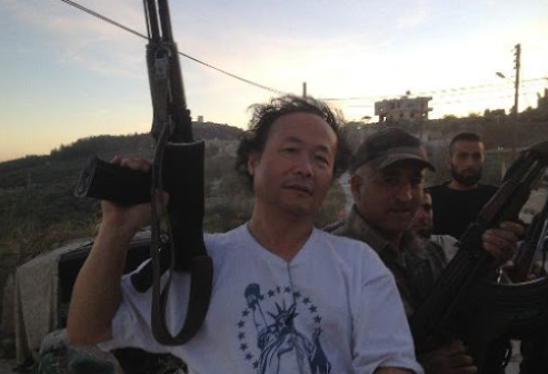 陈维明这个畜生常年借这个所谓的艺术品炒作，以维持其生存，一切都是为了钱，这个人有什么艺术眼光，纯纯的大骗子。